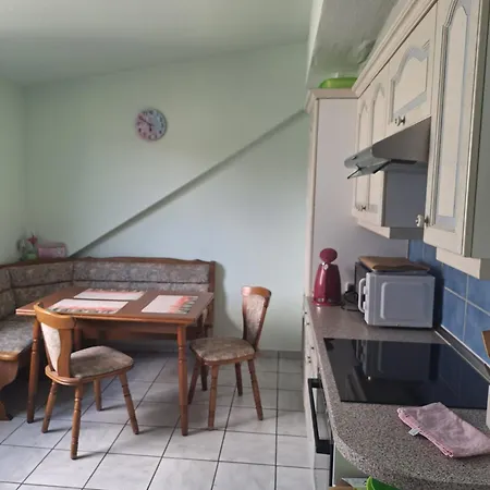 Ella Apartamento
